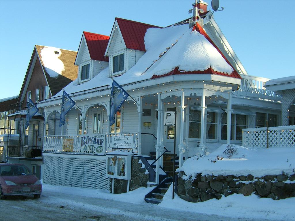 Restaurant Auberge Chez Girard Sainte-Agathe-des-Monts Esterno foto